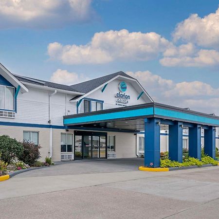 Clarion Pointe Hotel Jasper Bagian luar foto